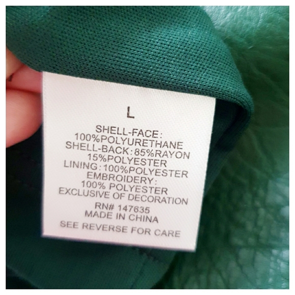 SOLD💥NWT Vegan Leather Embroidered Green Skirt - Picture 9 of 11